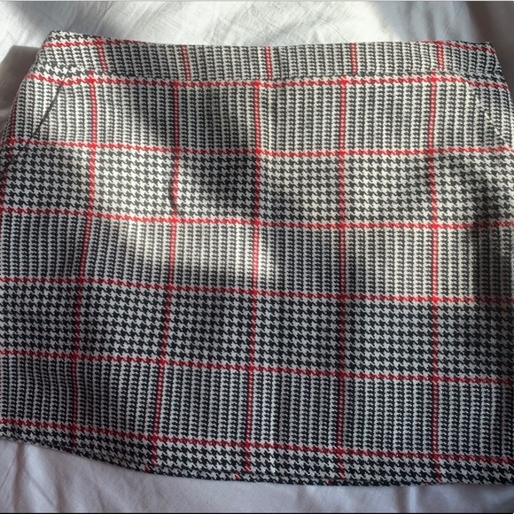 Plaid mini skirt - Picture 1 of 4